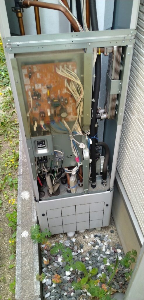修理費用のご案内と納得のうえで作業開始